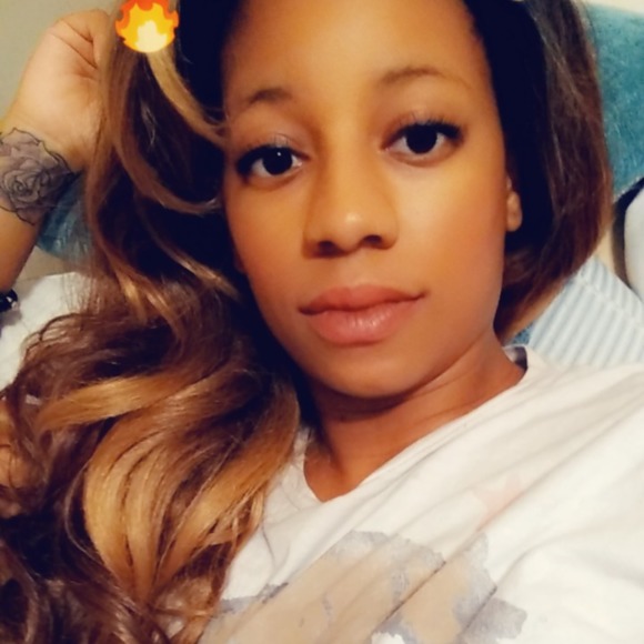 Meet your Posher, Rachel - Picture 1 of 1